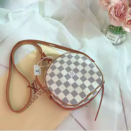 ブランド ルイヴィトン/LV バッグ